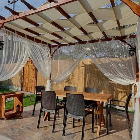 Detached With Private Pool In Goecek Inlice