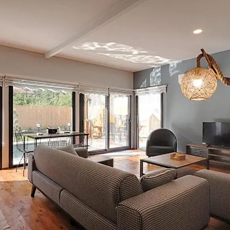 Villa Detached With Private Pool In Goecek Inlice
