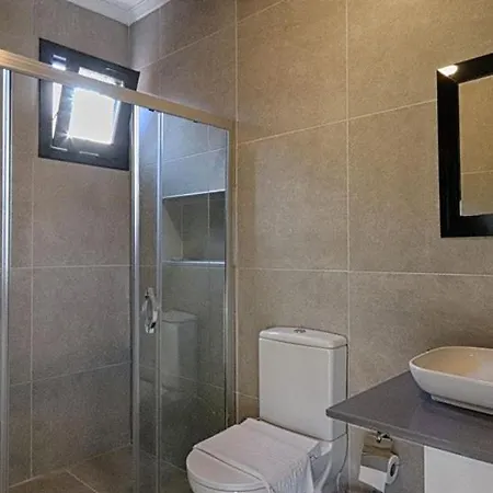 Villa Detached With Private Pool In Goecek Inlice *